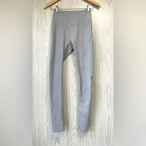 Gymshark Leggings Light Grey Size Small EUC